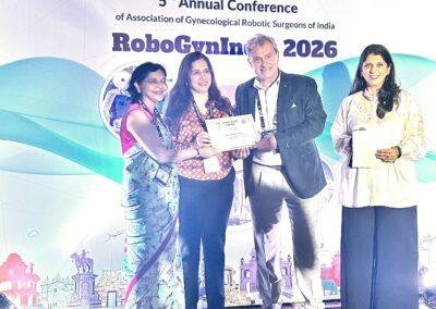 Dr Neelima Mantri receiving Robotic AGRO Course certificate at RoboGynIndia 2026